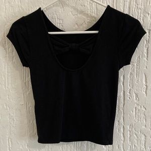 Black Short Sleeve T-shirt Size Small